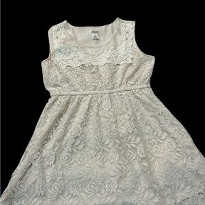 Motherhood Cream Lace  Dress